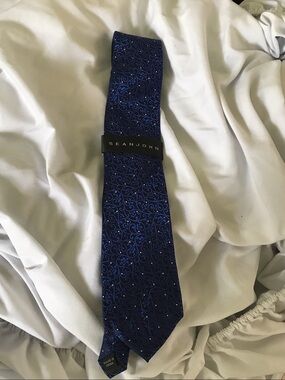 Sean John Navy and Royal Blue Paisley Silk Tie